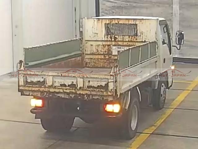 Isuzu Elf Truck