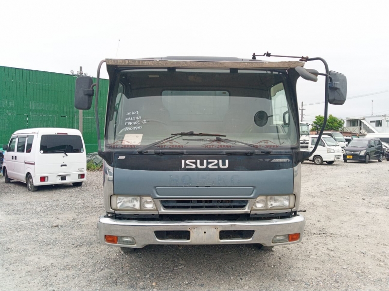 Isuzu Forward